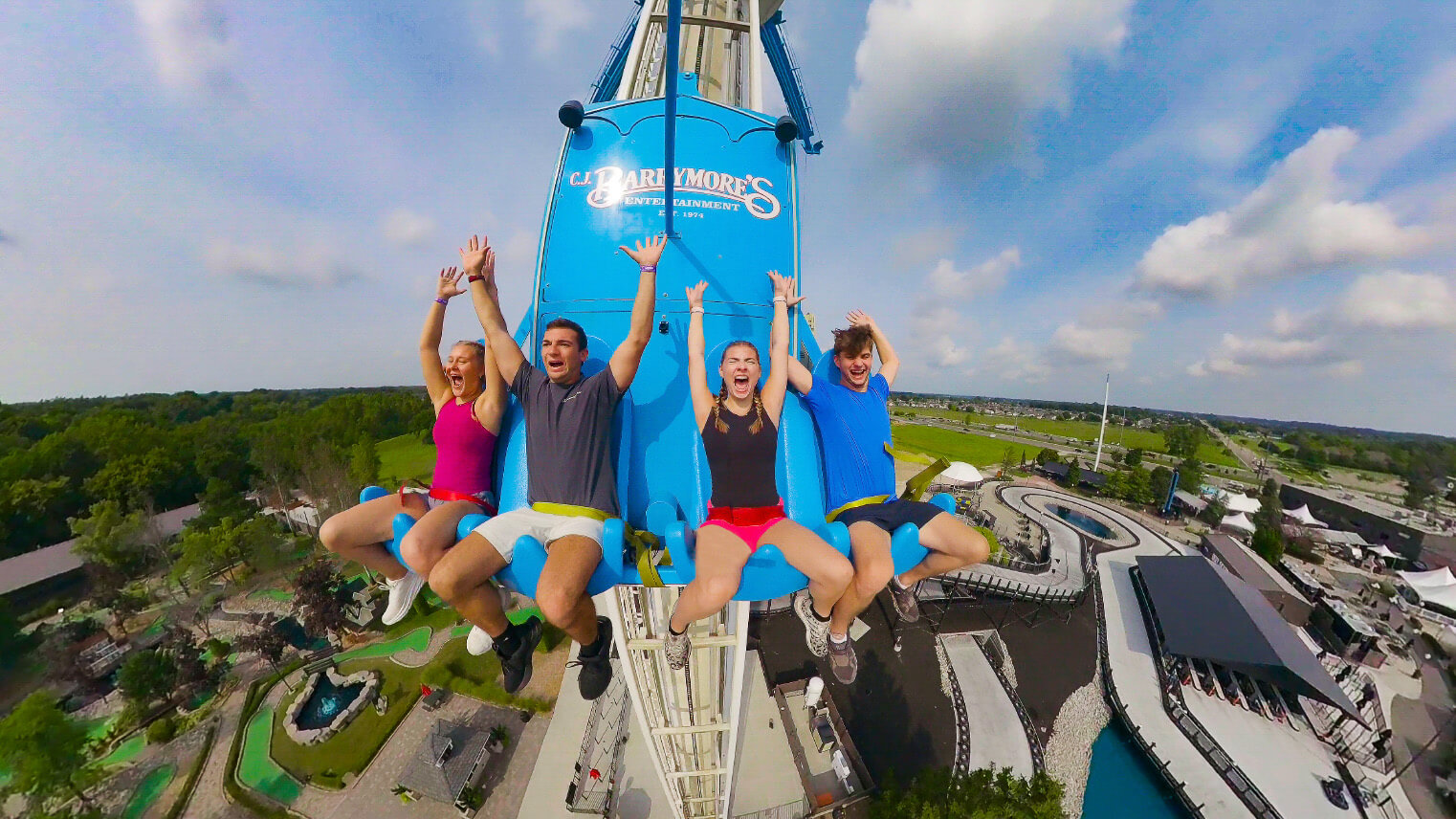 Drop-Tower-with-Group-of-4